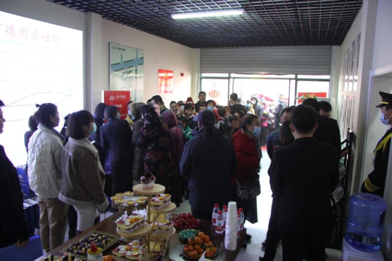 huge crowds of people，panic buying丨Direct attack on the hot opening scene of Longgang yudeyuan!