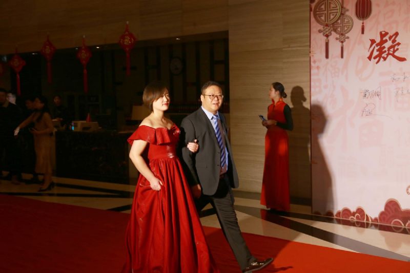 “凝心聚力 ·砥礪前行”— 龍港集團(tuán)2020新春年會完美收官！