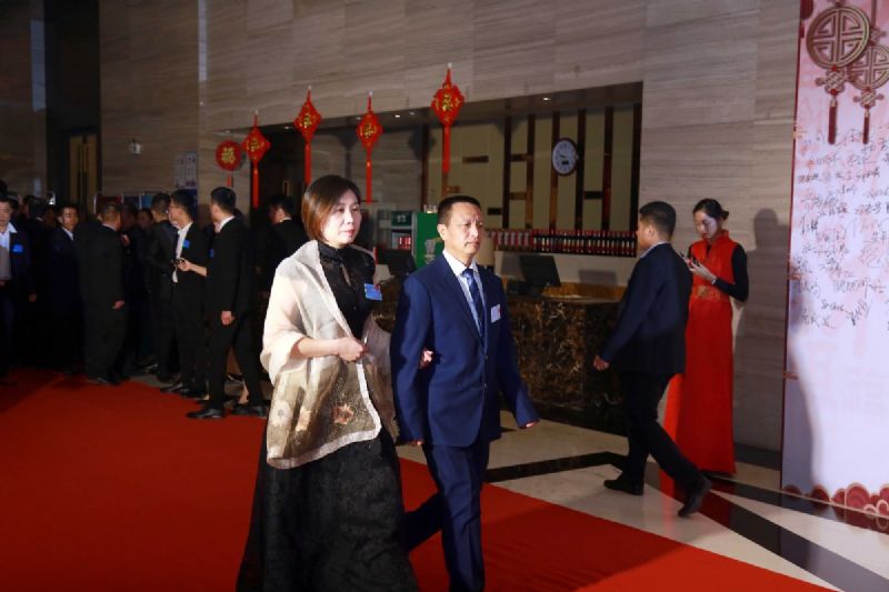 “凝心聚力 ·砥礪前行”— 龍港集團(tuán)2020新春年會完美收官！