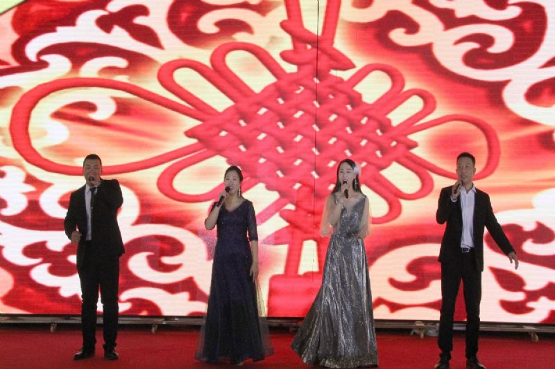 “凝心聚力 ·砥礪前行”— 龍港集團(tuán)2020新春年會完美收官！
