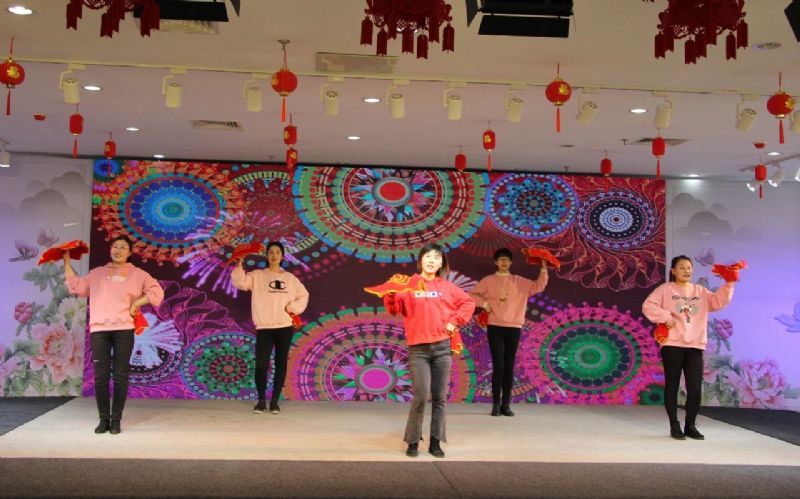 不忘初心 衷愫韶華——龍港集團迎新春文化盛宴震撼來襲！