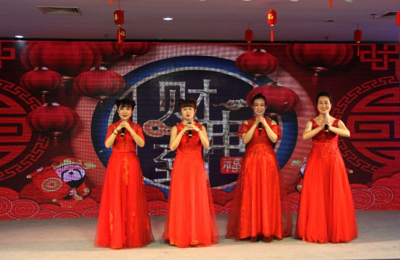 不忘初心 衷愫韶華——龍港集團迎新春文化盛宴震撼來襲！