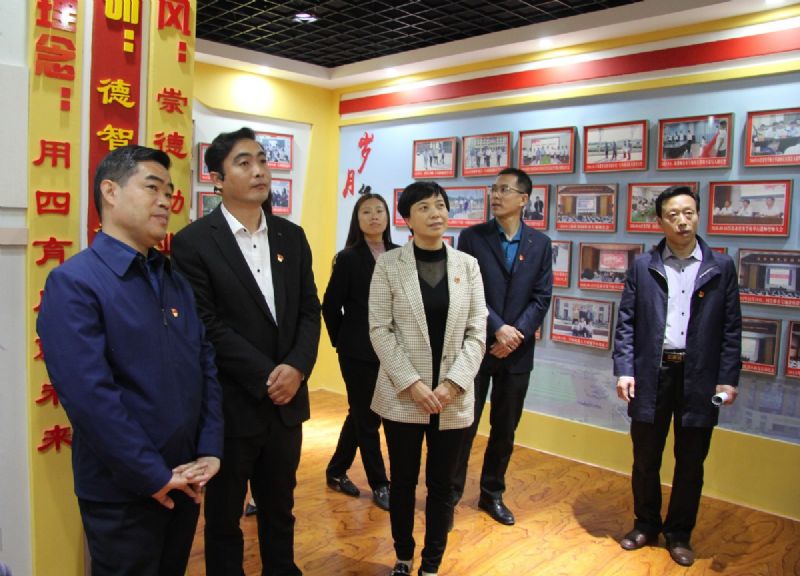 黨建共建互融共促，凝聚力量爭創(chuàng)一流 ——龍港物業(yè)黨支部與育秀學(xué)校黨支部黨建共建共享活動圓滿啟動