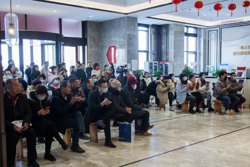 龍港·育秀園項目A區(qū)節(jié)后復(fù)工儀式暨“我們的中國夢 文化進萬家”昌邑市2022文化惠民演出育秀園專場隆重舉行！